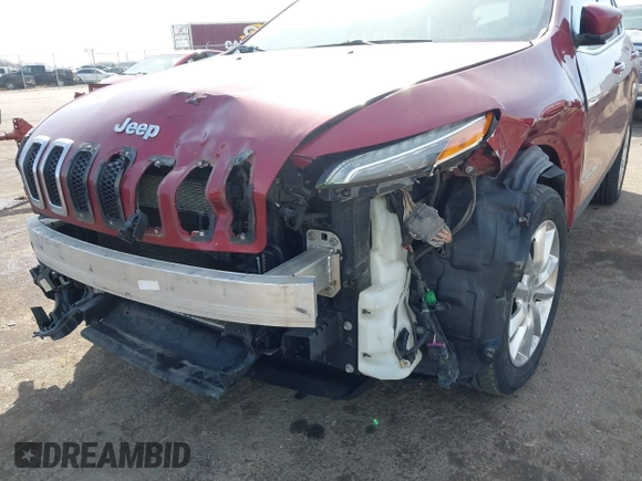 2015 Jeep Cherokee Limited with VIN 1C4PJMDSXFW577462, listed as a IAAI auction lot 41788083 with 155,120 mi miles and . Bid and sale history available at DreamBid. Image 6.