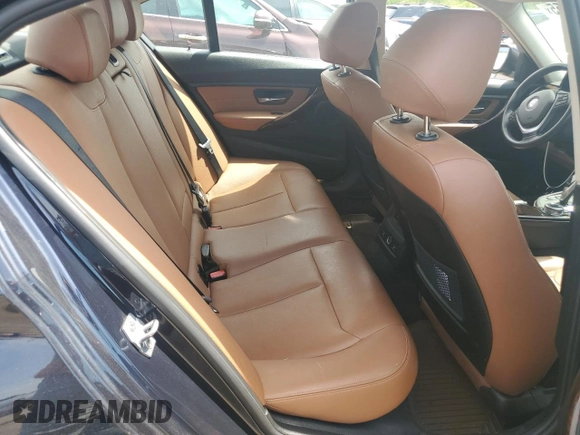 2014 BMW 3 Series 328i xDrive с VIN WBA3B5C5XEP542472, выставлен на аукционе Copart как лот 59187555 с пробегом 127 166 миль миль и Чистый • Clean title. История ставок и продаж доступна на DreamBid. Изображение 10.