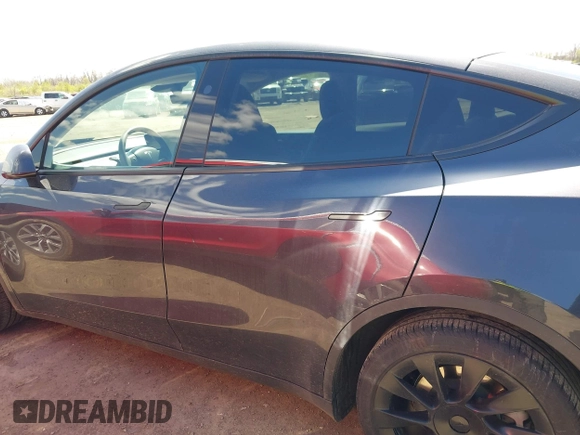 2024 Tesla Model Y Long Range with VIN 7SAYGAEE4RF078906, listed as a IAAI auction lot 42051207 with Not Provided miles and . Bid and sale history available at DreamBid. Image 13.