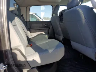 2018 Ram 2500 Tradesman with VIN 3C6UR5CJ3JG135003, listed as a Copart auction lot 45672215 with 56,238 mi miles and Salvage title. Bid and sale history available at DreamBid. Image 10.
