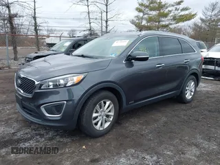 2018 Kia Sorento LX with VIN 5XYPGDA3XJG339502, listed as a IAAI auction lot 41724461 with 58,849 mi miles. Bid and sale history available at carsss.com. Image 17.