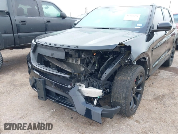 2022 Ford Explorer ST with VIN 1FM5K8GC5NGB16819, listed as a IAAI auction lot 41500690 with 53,961 mi miles. Bid and sale history available at carsss.com. Image 6.