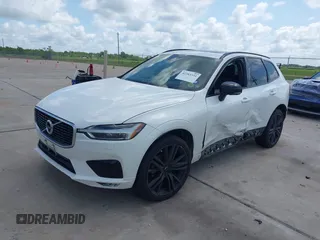 2020 Volvo XC60 R-Design with VIN YV4102DM6L1517568, listed as a IAAI auction lot 42383551 with 68,879 mi miles and . Bid and sale history available at DreamBid. Image 2.