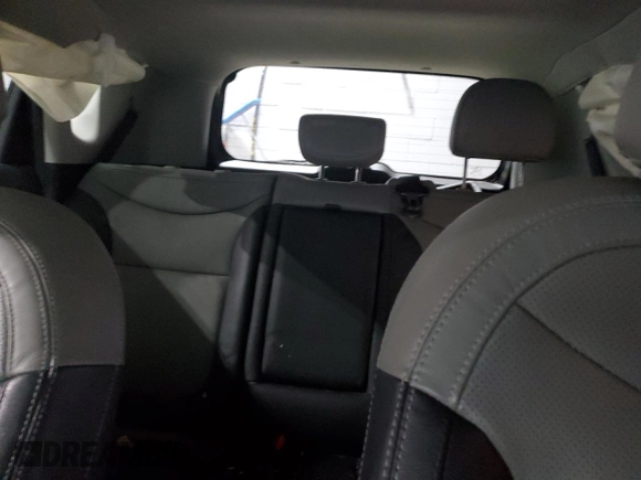 2019 Kia Soul + with VIN KNDJP3A59K7694323, listed as a Copart auction lot 44207085 with 35,252 mi miles and Salvage Title. Bid and sale history available at DreamBid. Image 10.