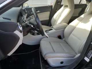 2017 Mercedes-Benz CLA 250 z VIN WDDSJ4GB2HN421663, wystawiony jako Copart lot #86067924 z przebiegiem 106 137 mil mil oraz Szkoda całkowita • Salvage title. Historia ofert i sprzedaży dostępna na DreamBid. Obrazek 7.