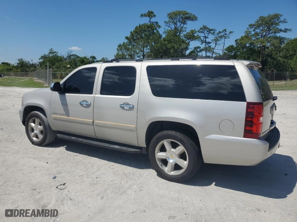 2007 Chevrolet Suburban LS with VIN 1GNFC16027J253685, listed as a Copart auction lot 52257635 with 247,317 mi miles and Clean Title. Bid and sale history available at carsss.com. Image 2.