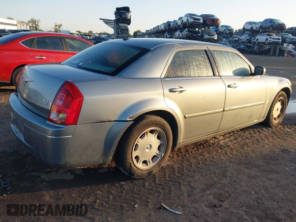 2007 Chrysler 300 Touring with VIN 2C3LA53G17H692540, listed as a IAAI auction lot 42021040 with 173,117 mi miles and . Bid and sale history available at carsss.com. Image 4.