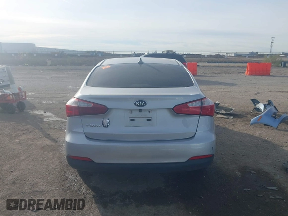 2016 Kia Forte LX with VIN KNAFK4A66G5585773, listed as a IAAI auction lot 41086399 with 1 mi miles. Bid and sale history available at carsss.com. Image 15.