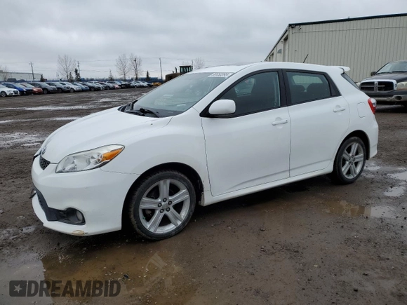 2011 Toyota Matrix z VIN 2T1KU4EE6BC540633, wystawiony jako Copart lot #50650395 z przebiegiem 235 478 mil mil oraz Szkoda całkowita • Salvage title. Historia ofert i sprzedaży dostępna na DreamBid. Obrazek 1.