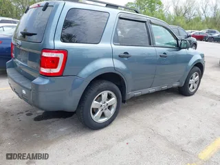 2010 Ford Escape XLT with VIN 1FMCU0D76AKC95776, listed as a IAAI auction lot 42037801 with 176,706 mi miles. Bid and sale history available at carsss.com. Image 4.