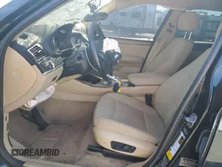 2014 BMW X3 xDrive28i z VIN 5UXWX9C59E0D40905, wystawiony jako Copart lot #57693135 z przebiegiem 133 152 mil mil oraz Szkoda całkowita • Salvage title. Historia ofert i sprzedaży dostępna na DreamBid. Obrazek 7.