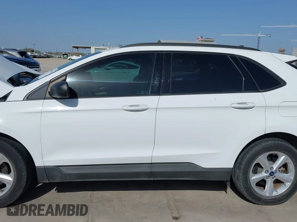 2020 Ford Edge SE z VIN 2FMPK3G92LBA35135, wystawiony jako IAAI lot #41851720 z przebiegiem 49 534 mil mil oraz . Historia ofert i sprzedaży dostępna na DreamBid. Obrazek 15.