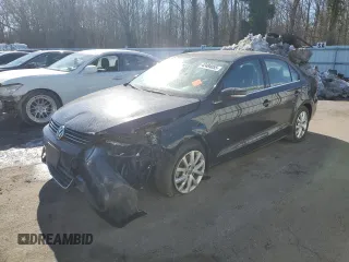 2014 Volkswagen Jetta SE с VIN 3VWD17AJ9EM400204, выставлен на аукционе Copart как лот 42484055 с пробегом 137 287 миль миль и Списание • Salvage title. История ставок и продаж доступна на DreamBid. Изображение 1.