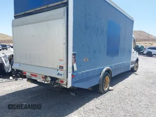 2016 Ford Transit с VIN 1FDBF9ZM8GKA85326, выставлен на аукционе IAAI как лот 42427897 с пробегом Не указан миль и . История ставок и продаж доступна на DreamBid. Изображение 4.