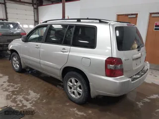 2006 Toyota Highlander w/3rd Row with VIN JTEEP21A160150739, listed as a IAAI auction lot 41347329 with 227,627 mi miles. Bid and sale history available at carsss.com. Image 3.