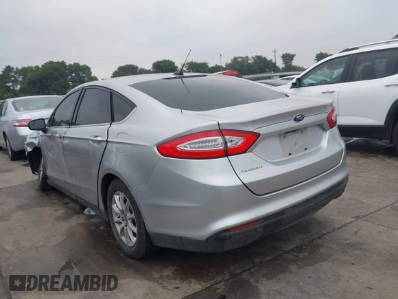 2016 Ford Fusion S with VIN 3FA6P0G76GR156522, listed as a IAAI auction lot 42199343 with 179,342 mi miles and . Bid and sale history available at DreamBid. Image 3.