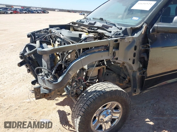 2015 Ram 2500 Tradesman with VIN 3C6UR5CJ3FG614884, listed as a IAAI auction lot 41656924 with 1 mi miles. Bid and sale history available at carsss.com. Image 21.