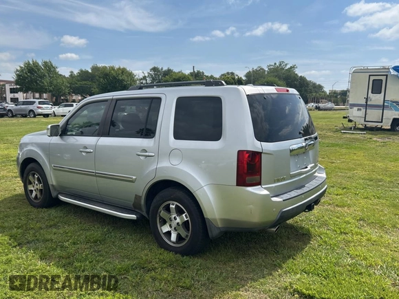 2010 Honda Pilot Touring with VIN 5FNYF3H86AB015716, listed as a Copart auction lot 54362235 with 229,256 mi miles and Clean Title. Bid and sale history available at carsss.com. Image 3.
