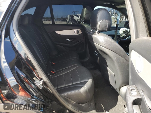 2019 Mercedes-Benz GLC with VIN WDC0G4JB5KV183673, listed as a Copart auction lot 71977992 with 61,125 mi miles. Bid and sale history available at carsss.com. Image 11.