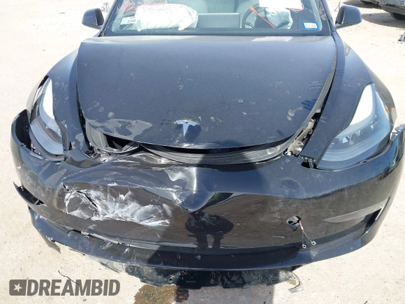 2023 Tesla Model 3 z VIN 5YJ3E1EA7PF465540, wystawiony jako IAAI lot #42261848 z przebiegiem 15 885 mil mil oraz . Historia ofert i sprzedaży dostępna na DreamBid. Obrazek 6.