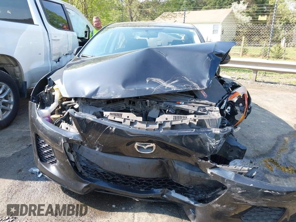 2012 Mazda 3 i Sport z VIN JM1BL1UG0C1530996, wystawiony jako IAAI lot #41987191 z przebiegiem 174 144 mil mil oraz . Historia ofert i sprzedaży dostępna na DreamBid. Obrazek 12.