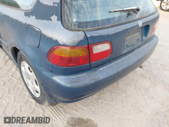 1995 Honda Civic z VIN 2HGEH2463SH500372, wystawiony jako IAAI lot #41785384 z przebiegiem 227 888 mil mil oraz . Historia ofert i sprzedaży dostępna na DreamBid. Obrazek 13.