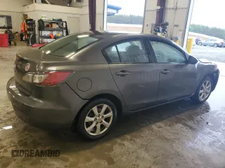 2011 Mazda 3 i Touring z VIN JM1BL1VG5B1376217, wystawiony jako Copart lot #56741595 z przebiegiem 133 501 mil mil oraz Szkoda całkowita • Salvage title. Historia ofert i sprzedaży dostępna na DreamBid. Obrazek 3.
