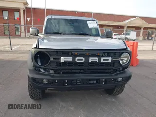 2024 Ford Bronco Black Diamond with VIN 1FMDE1BH5RLB38488, listed as a IAAI auction lot 42650965 with 944 mi miles and . Bid and sale history available at DreamBid. Image 12.