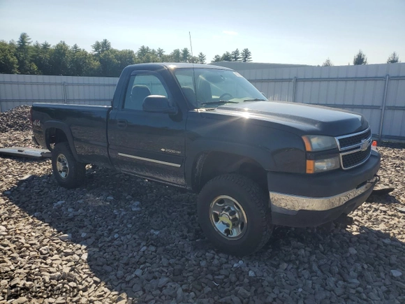 2007 Chevrolet Silverado 2500HD Classic Work Truck with VIN 1GCHK24U87E105372, listed as a Copart auction lot 68806914 with 95,790 mi miles and Salvage Title. Bid and sale history available at carsss.com. Image 4.