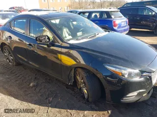 2018 Mazda Mazda3 4-Door Touring with VIN 3MZBN1V31JM200853, listed as a IAAI auction lot 41435526 with 91,684 mi miles. Bid and sale history available at carsss.com. Image 13.
