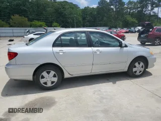 2006 Toyota Corolla CE z VIN 1NXBR32E06Z673649, wystawiony jako Copart lot #56927735 z przebiegiem 299 999 mil mil oraz Szkoda całkowita • Salvage title. Historia ofert i sprzedaży dostępna na DreamBid. Obrazek 3.