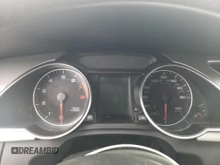 2010 Audi A5 Premium Plus z VIN WAULFAFHXAN021616, wystawiony jako Copart lot #60869125 z przebiegiem Nie podano mil oraz Szkoda całkowita • Salvage title. Historia ofert i sprzedaży dostępna na DreamBid. Obrazek 9.