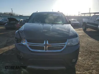 2019 Dodge Journey SE with VIN 3C4PDCBB4KT845488, listed as a Copart auction lot 51979095 with 40,336 mi miles and Salvage Title. Bid and sale history available at DreamBid. Image 5.