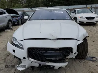 2016 Jaguar XF S with VIN SAJBM4BV2GCY19664, listed as a Copart auction lot 72622494 with 60,924 mi miles and Salvage Title. Bid and sale history available at carsss.com. Image 5.