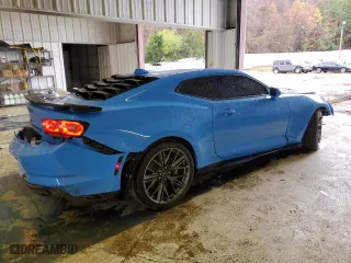 2022 Chevrolet Camaro ZL1 with VIN 1G1FK1R65N0107806, listed as a Copart auction lot 84560574 with 21,710 mi miles and Salvage Title. Bid and sale history available at carsss.com. Image 3.