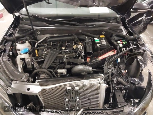 2019 Volkswagen Passat Wolfsburg Edition z VIN 1VWLA7A36KC004077, wystawiony jako IAAI lot #42164379 z przebiegiem 50 498 mil mil oraz . Historia ofert i sprzedaży dostępna na DreamBid. Obrazek 10.