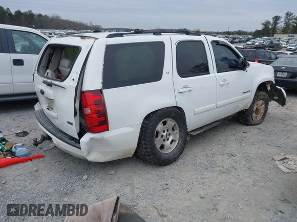 2008 Chevrolet Tahoe LTZ with VIN 1GNFK130X8R117959, listed as a IAAI auction lot 41335107 with 354,000 mi miles and . Bid and sale history available at DreamBid. Image 4.