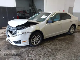 2010 Ford Fusion S with VIN 3FAHP0GA9AR180356, listed as a IAAI auction lot 41662335 with 171,048 mi miles. Bid and sale history available at carsss.com. Image 21.