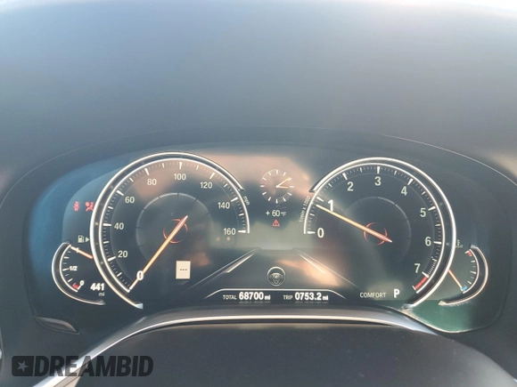 2019 BMW 7 Series 750i with VIN WBA7F0C5XKGM25897, listed as a Copart auction lot 86758004 with 68,700 mi miles and Salvage title. Bid and sale history available at DreamBid. Image 9.