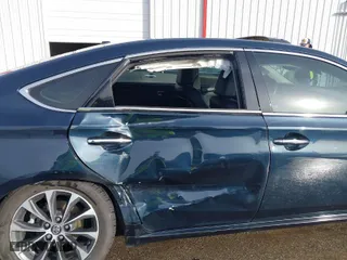 2016 Toyota Avalon Limited with VIN 4T1BK1EB2GU237722, listed as a IAAI auction lot 41457961 with 107,139 mi miles. Bid and sale history available at carsss.com. Image 6.