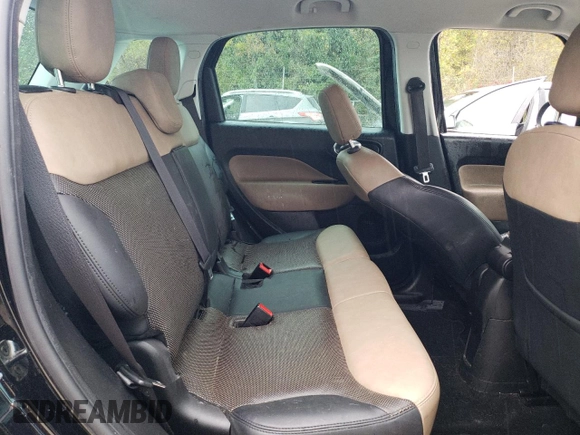 2014 FIAT 500L Lounge with VIN ZFBCFACH0EZ013324, listed as a Copart auction lot 75293764 with 73,597 mi miles and Salvage Title. Bid and sale history available at carsss.com. Image 10.