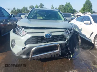 2021 Toyota RAV4 Hybrid LE with VIN JTMB6RFV3MD038562, listed as a IAAI auction lot 42576852 with 27,463 mi miles and . Bid and sale history available at DreamBid. Image 11.