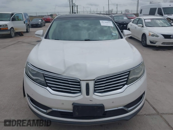 2016 Lincoln MKX Reserve with VIN 2LMPJ6LP8GBL33580, listed as a IAAI auction lot 41749632 with 100,579 mi miles. Bid and sale history available at carsss.com. Image 12.