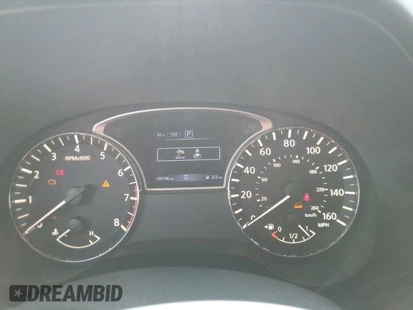 2019 Nissan Pathfinder S with VIN 5N1DR2MMXKC633330, listed as a Copart auction lot 64397035 with 190,196 mi miles and Clean title. Bid and sale history available at DreamBid. Image 9.