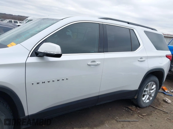 2019 Chevrolet Traverse LT Cloth with VIN 1GNERGKW8KJ106481, listed as a IAAI auction lot 41705659 with 51,119 mi miles. Bid and sale history available at carsss.com. Image 15.