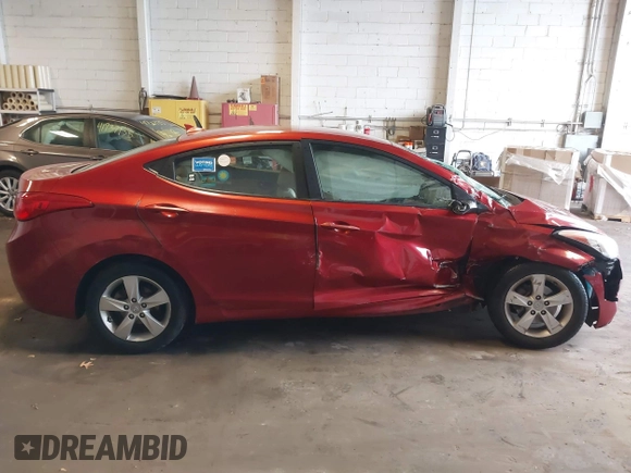 2011 Hyundai Elantra Limited z VIN KMHDH4AE7BU098771, wystawiony jako IAAI lot #41681747 z przebiegiem 69 455 mil mil oraz . Historia ofert i sprzedaży dostępna na DreamBid. Obrazek 13.