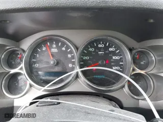 2010 Chevrolet Silverado 1500 LT with VIN 3GCRKSE38AG126152, listed as a IAAI auction lot 41399278 with 246,192 mi miles. Bid and sale history available at carsss.com. Image 7.
