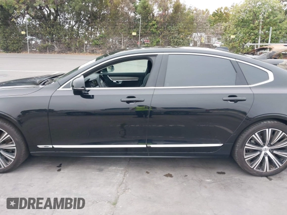 2023 Volvo S90 Plus z VIN LVY062MN1PP348741, wystawiony jako IAAI lot #40519151 z przebiegiem 49 300 mil mil oraz . Historia ofert i sprzedaży dostępna na DreamBid. Obrazek 15.