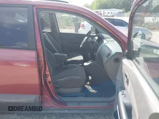 2007 Hyundai Tucson SE with VIN KM8JN12DX7U576110, listed as a IAAI auction lot 42068434 with 147,851 mi miles. Bid and sale history available at carsss.com. Image 5.