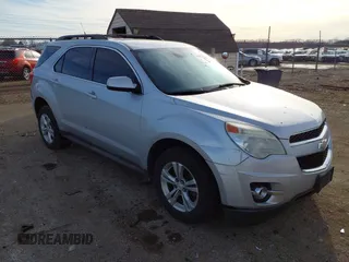 2012 Chevrolet Equinox 2LT z VIN 2GNFLPE58C6310933, wystawiony jako IAAI lot #41602733 z przebiegiem 271 815 mil mil oraz . Historia ofert i sprzedaży dostępna na DreamBid. Obrazek 1.